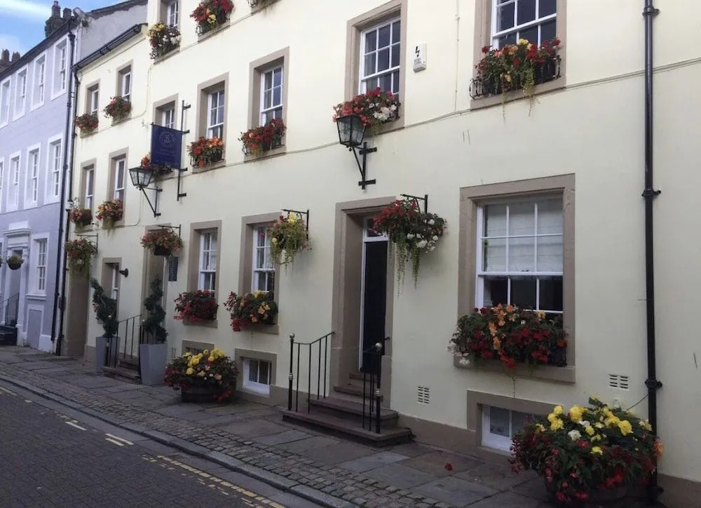 Georgian House Hotel