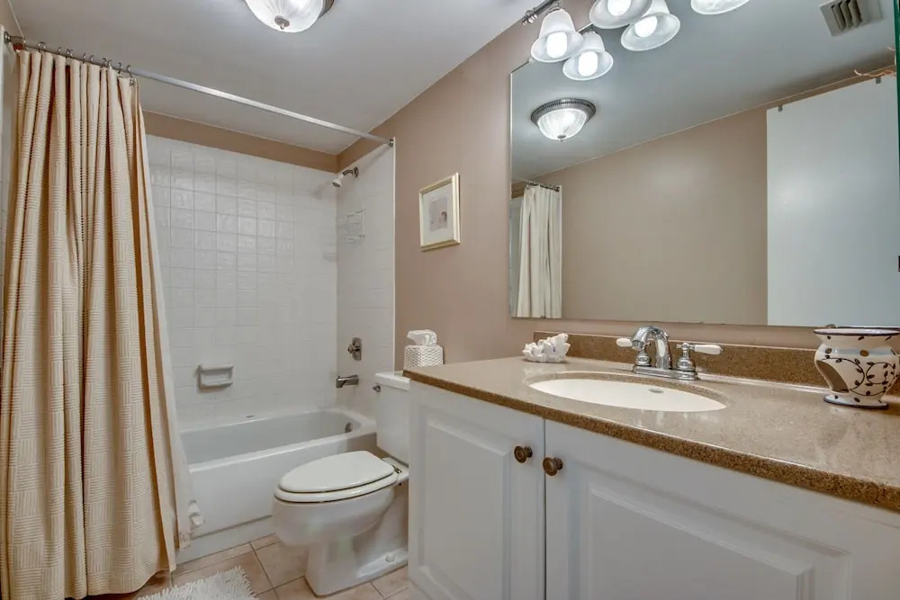 Condo Miramar - Roelens Vacations