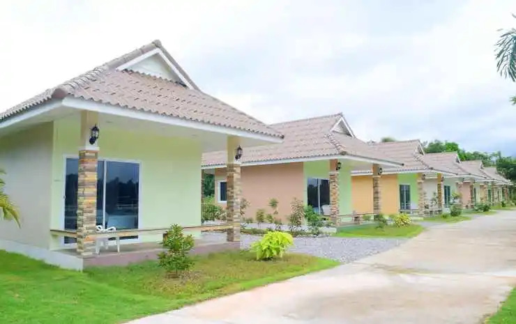 Khao Baisi View Resort (เขาบายศรี วิว รีสอร์ท)