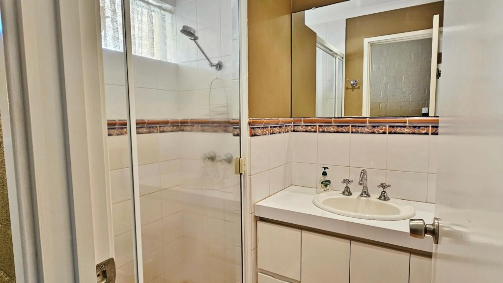 Riverview Holiday Apartment 13 - Kalbarri, WA