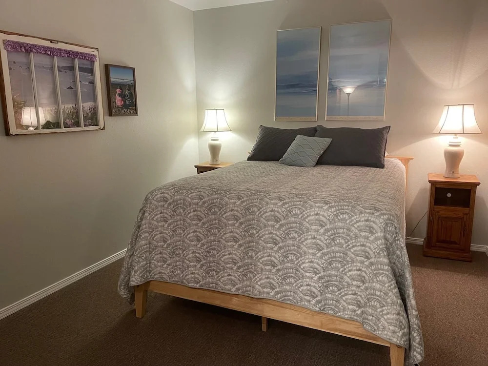 Waters Edge 303