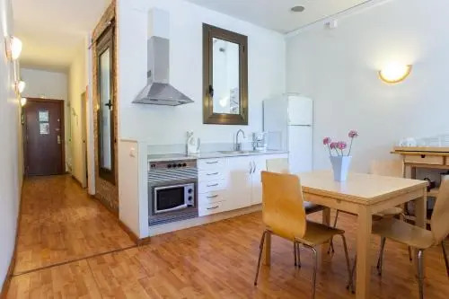 Barceloneta Suites Apartments Beach