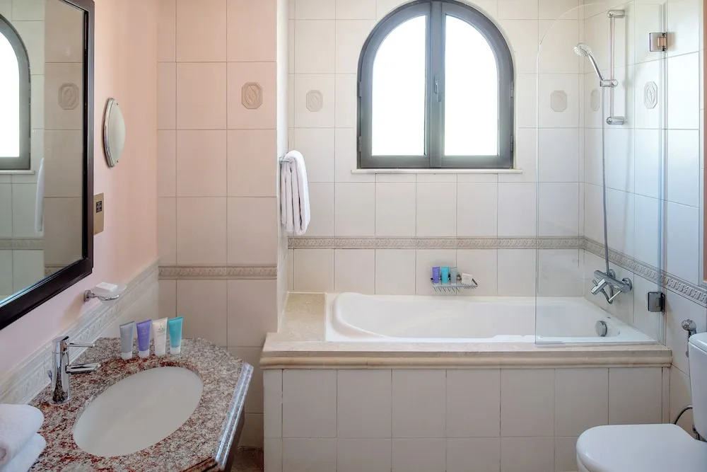 Dream Inn Dubai - Palm Villa Frond M