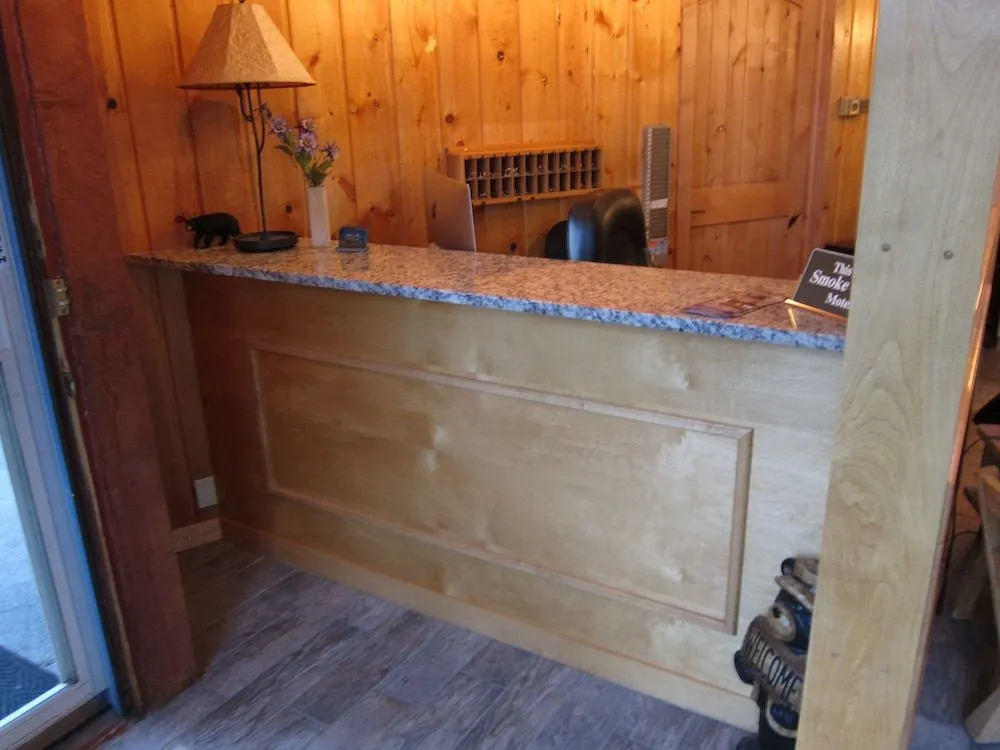 Columbine Inn