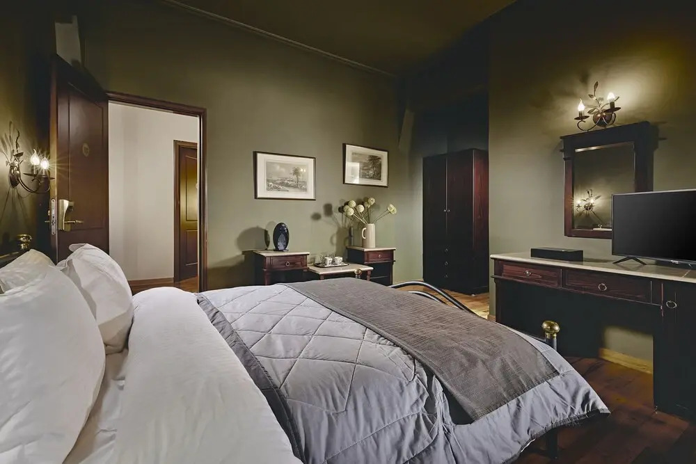 Nostos Suites by White Hills