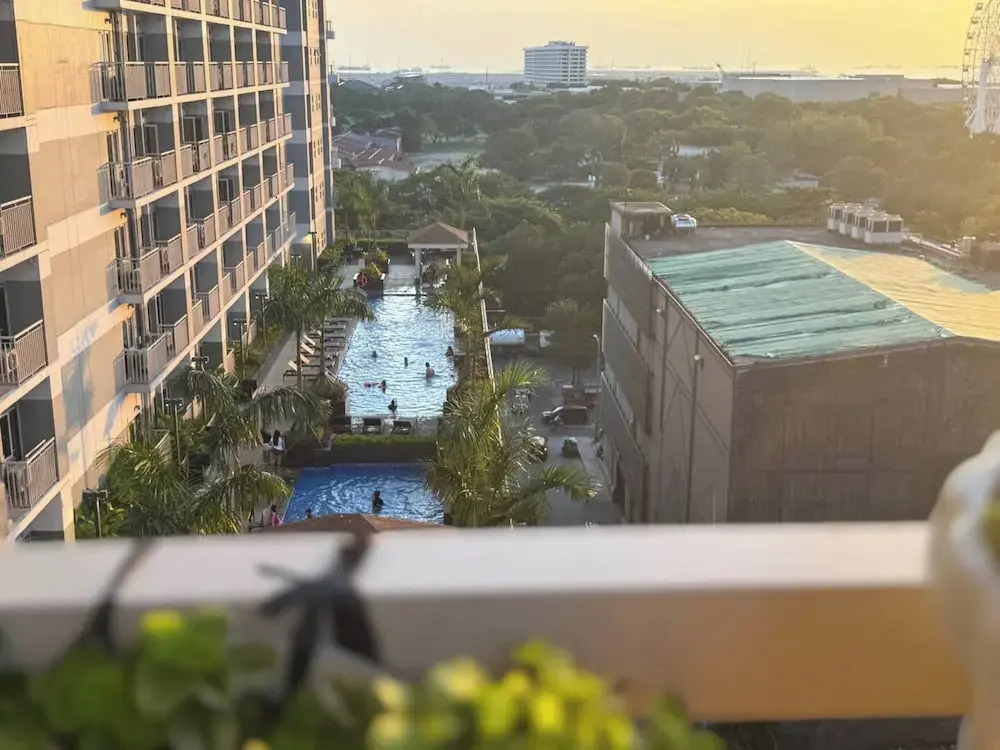 Moonsky Suites