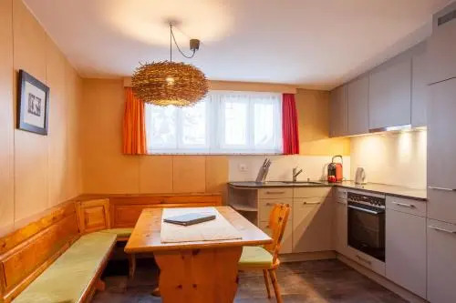 Chalet Annelis Apartments