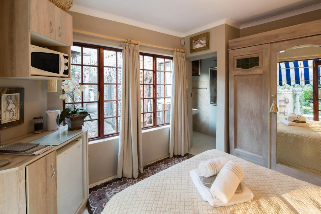 The Art Guesthouse