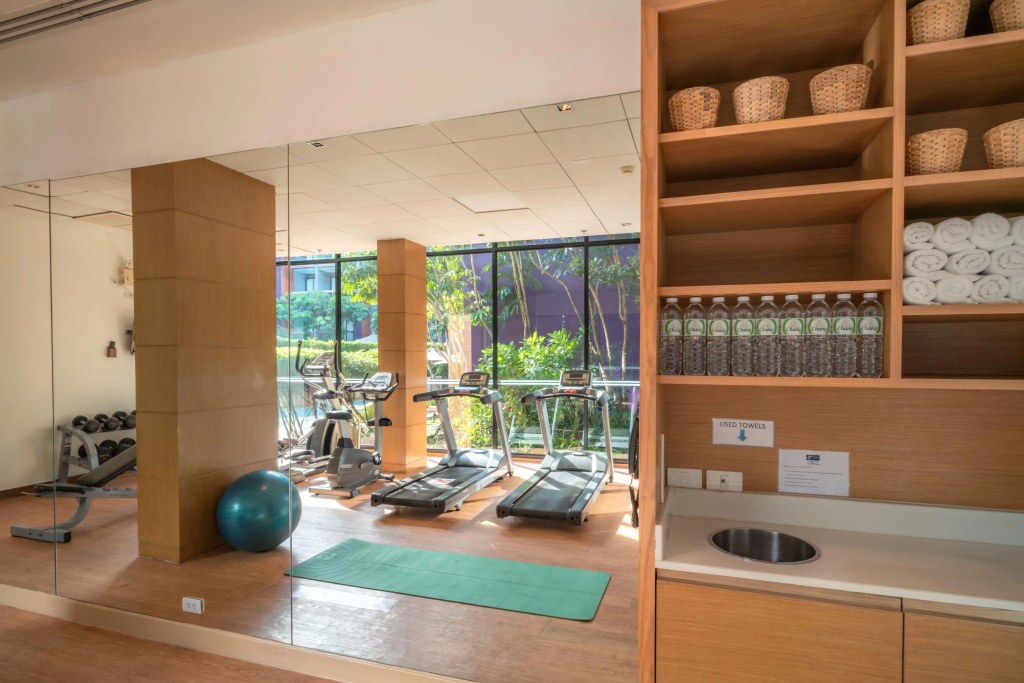 Holiday Inn Express Phuket Patong Beach Central by IHG