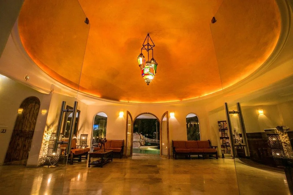 Hotel & Suites El Moro
