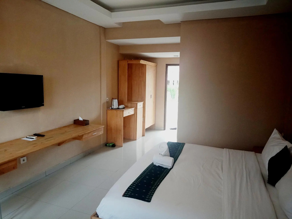 Exotic Komodo Hotel