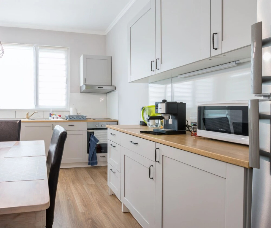 FM Deluxe 2-BDR Apartment - Bright and Cozy