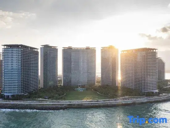 Yajing Haiju Surfing Seaview Design Hotel (Wanning Sunac Riyuewan Branch)