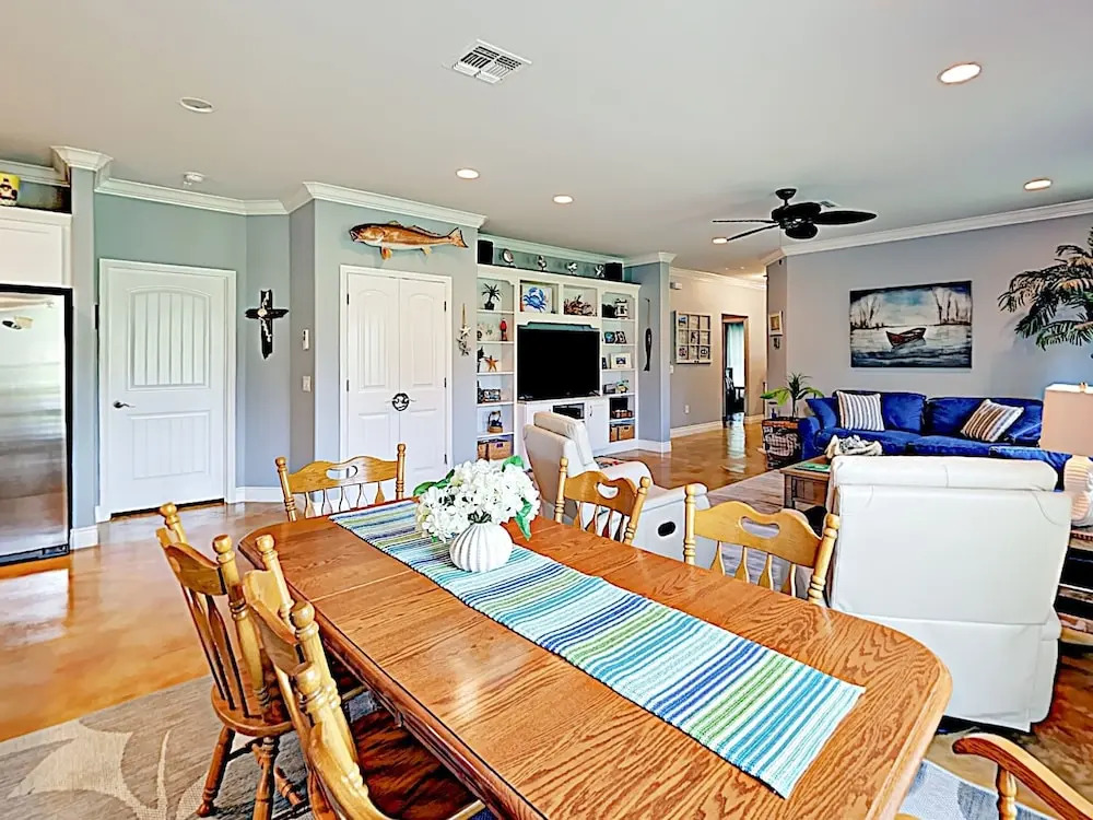 447 Rockport - 3 Br Home