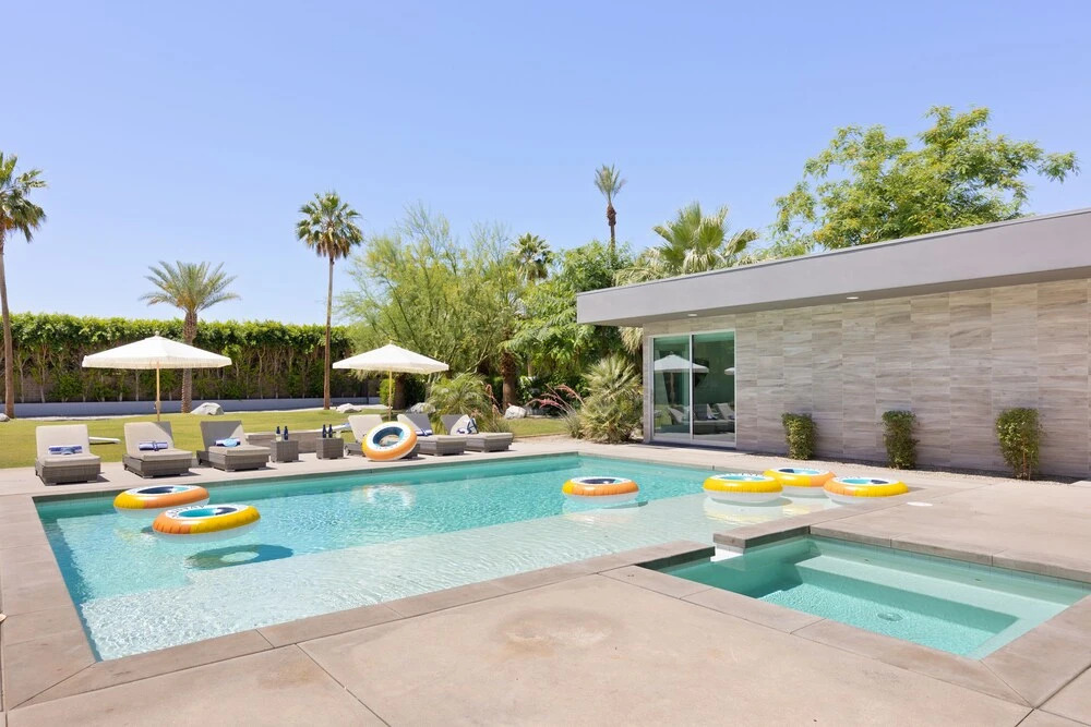 Polo Villa 5 by Avantstay Outdoor Bocce Ball Fire Pit BBQ Pool Spa 260332 6 Bedrooms