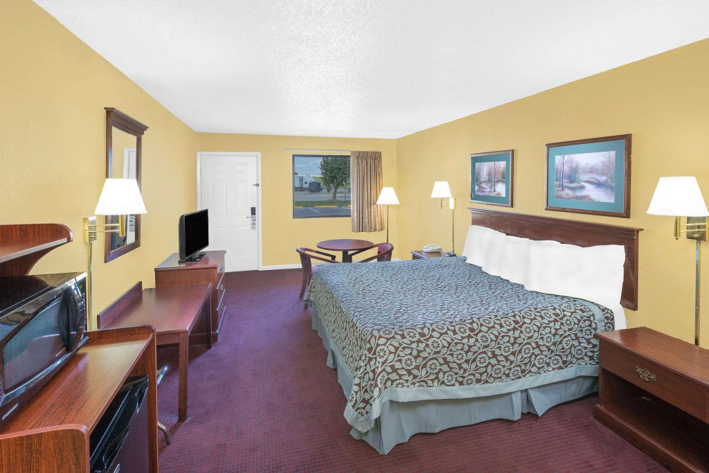 Days Inn North Little Rock East