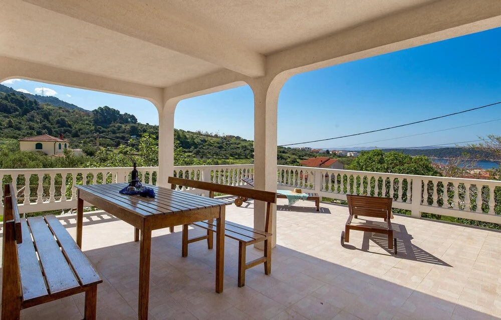 Amazing Apartment in Banjol With 1 Bedrooms and Wifi