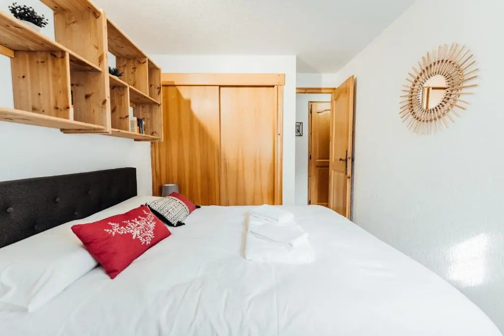Charming apartment with balconies 5min from the Bettex gondola