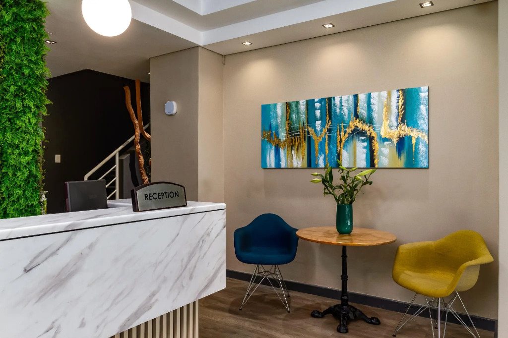 WINK Aparthotel Foreshore