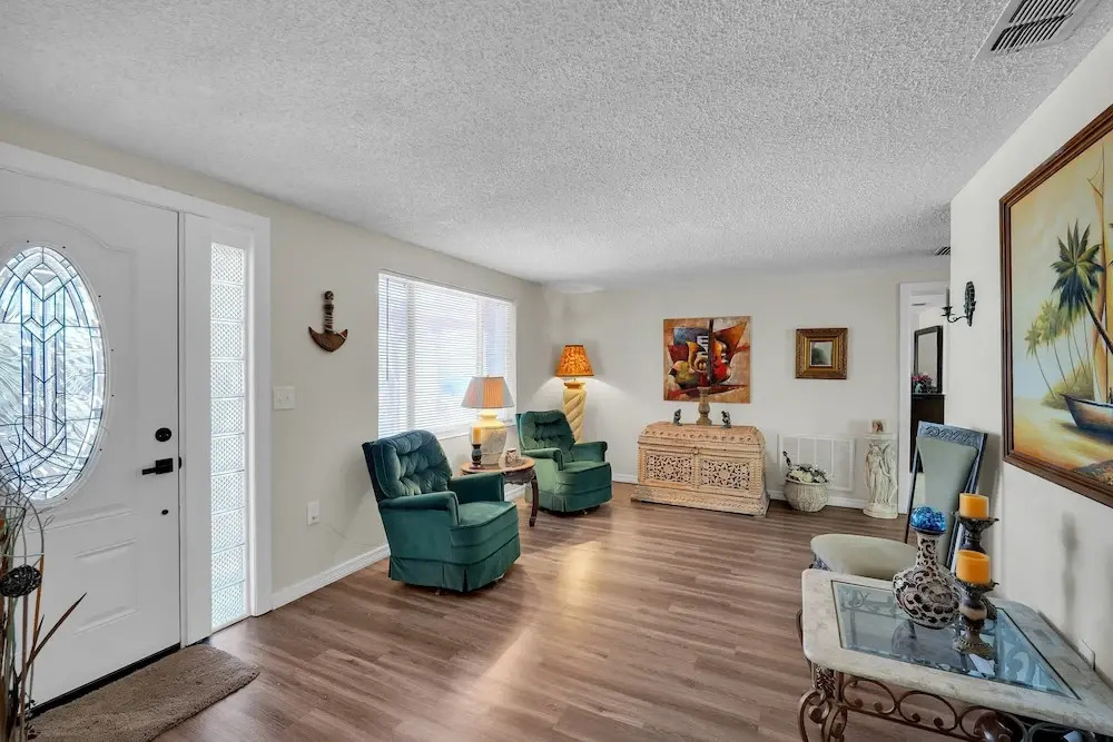 Waterfront Escape With Private Pool & Gulf Access 3 Bedroom Home