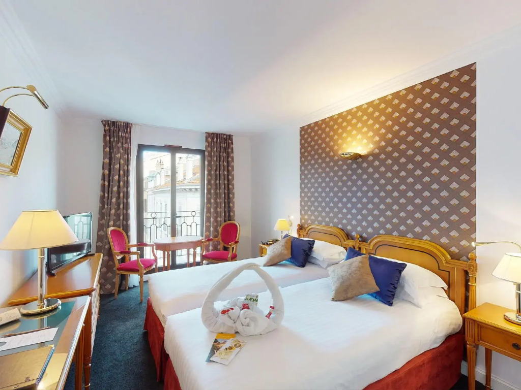 Sun Riviera Hotel