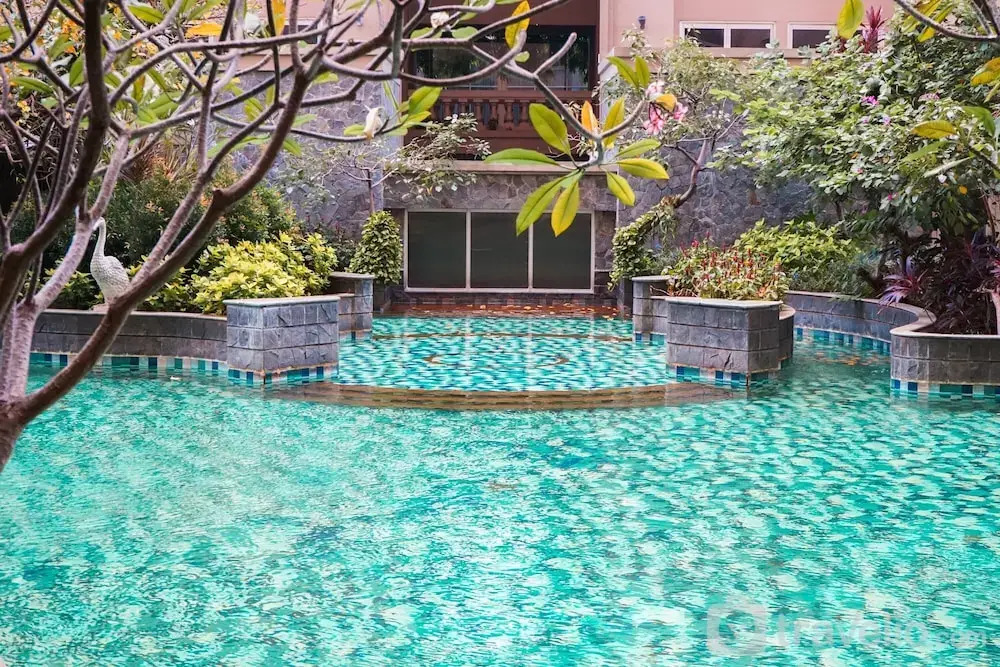 1BR Queen Bed at Ancol Marina Apartment near Dufan