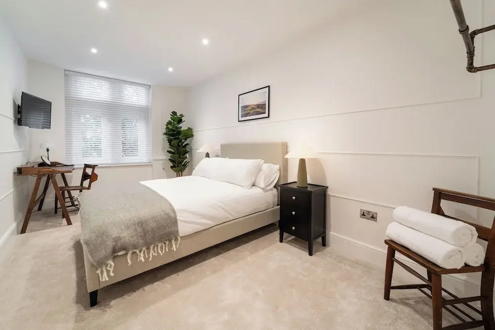 8 The Quadrant Luxury Apartments - Hoylake