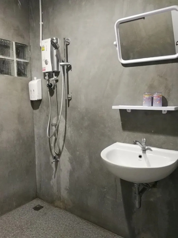 Happy Home Hostel