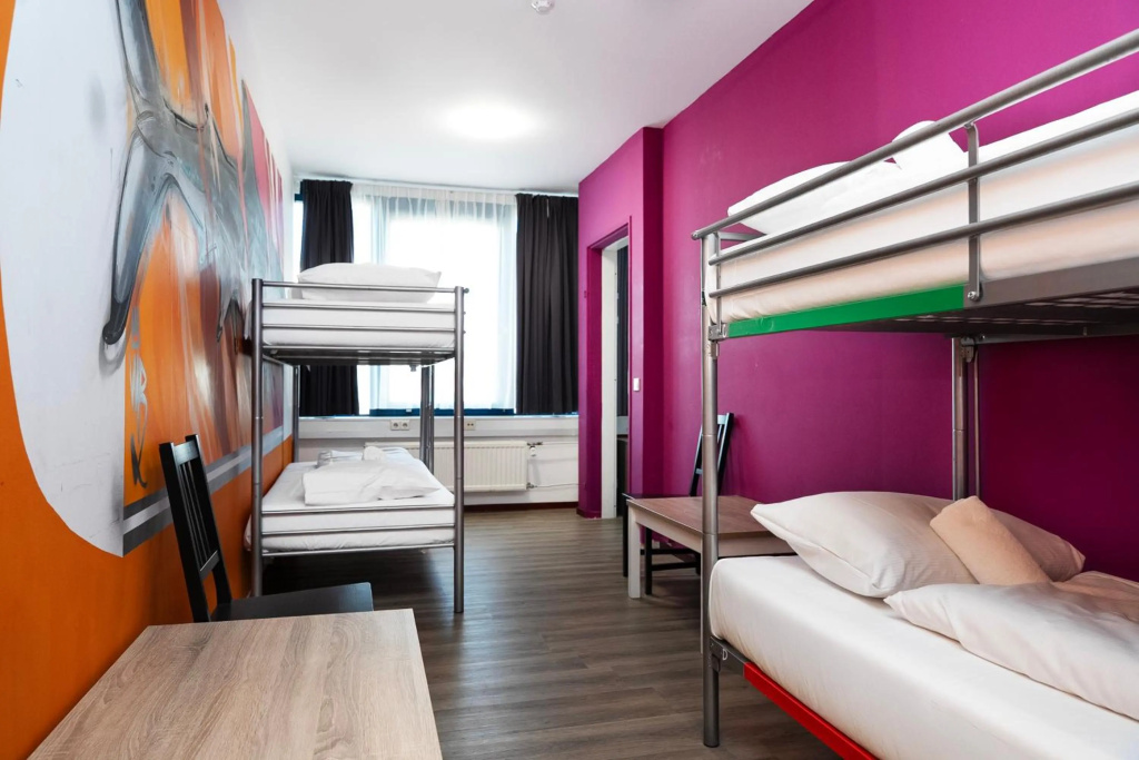 Amsterdam Teleport Hotel