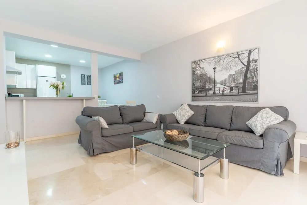 Apartamentos Castillo by Sur Suites