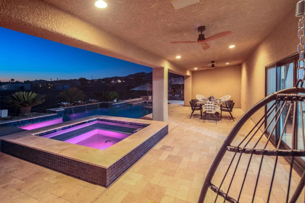 VIEWS! Luxury Lake Home W/ Pool, Spa & Fire Pit