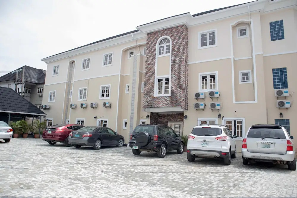Meritz Hotels & Suites