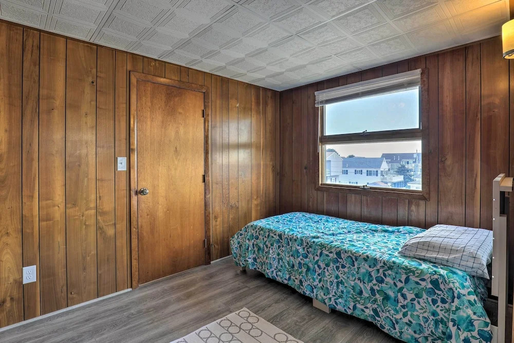 Charming Oceanfront Home on Salisbury Beach