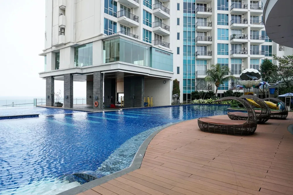 Comfy 1BR at Ancol Mansion Apartment