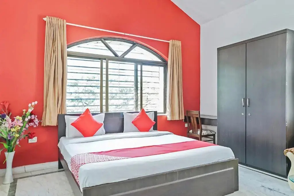 Finesse International By OYO Rooms