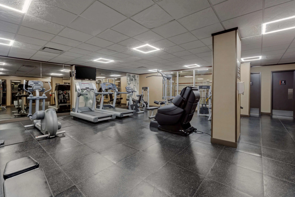 Best Western Premier Denham Inn & Suites