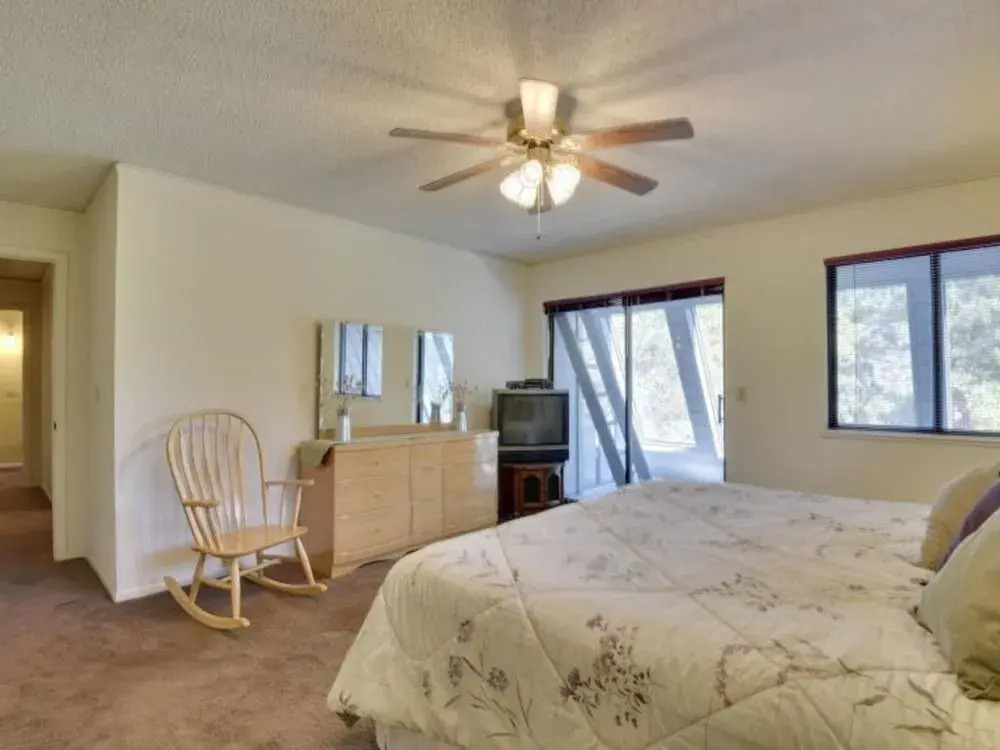 64 Fairway Place 3 Br Home by RedAwning