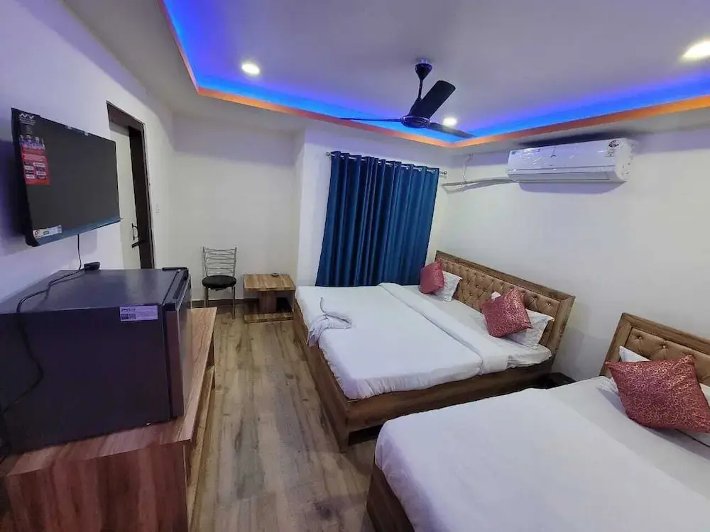 Pavilion City Hotel