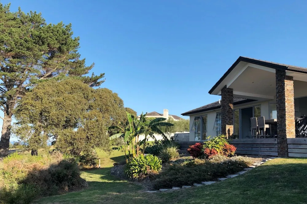 Deluxe Coastal Home & Award-winning Golf