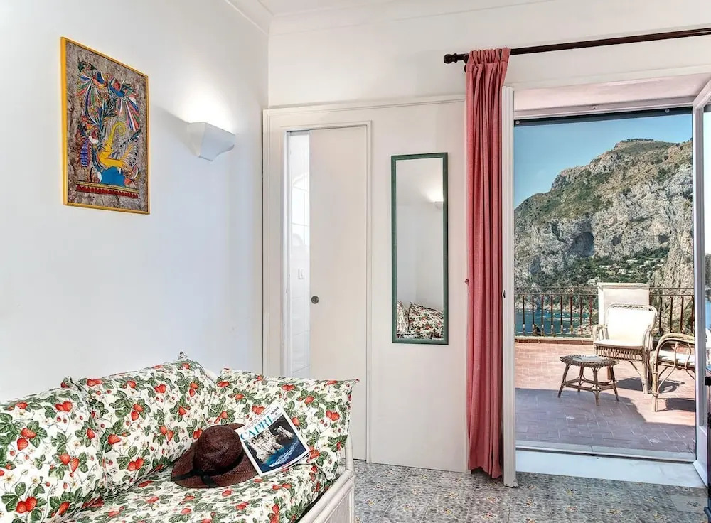 Villa Goldfinger