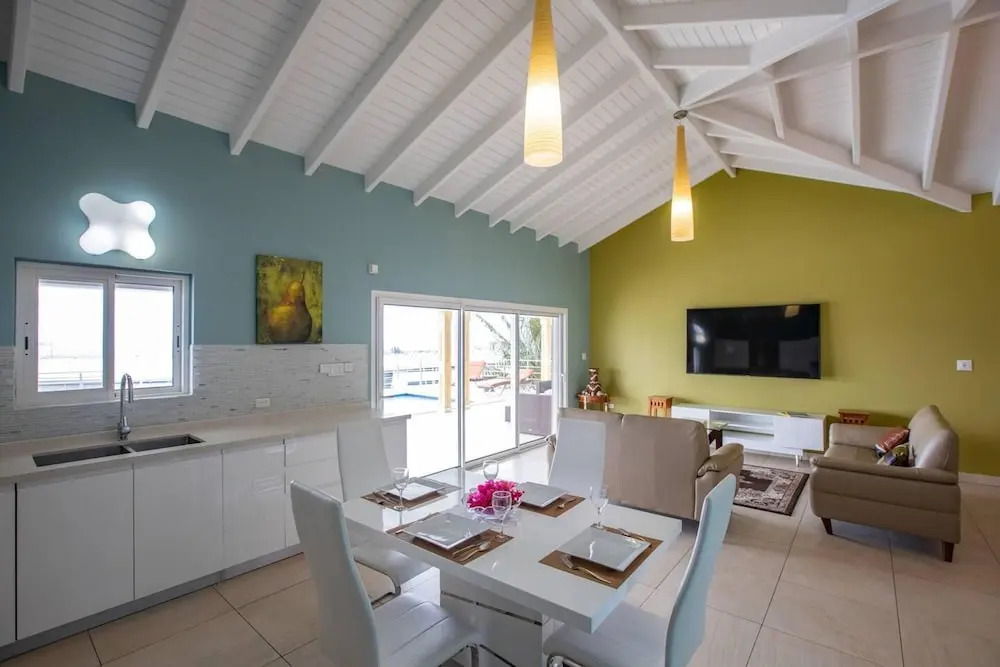 3 Bed Villa Sleeps 6 Pool Priv Patio