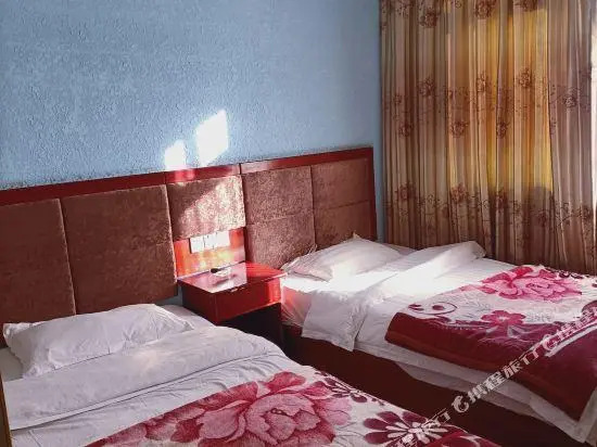 Yijiajia Hotel