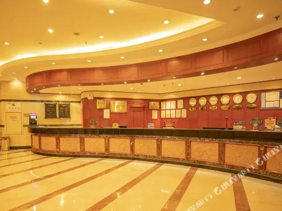 Adange Hotel