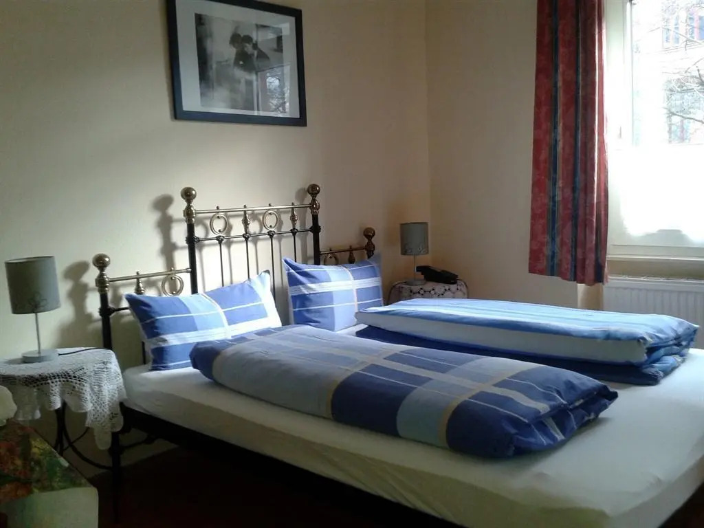 aCasa Bed & Breakfast