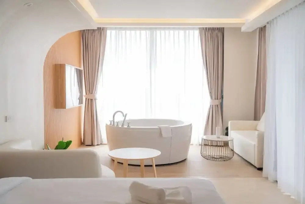 G9 HOTEL Kanchanaburi