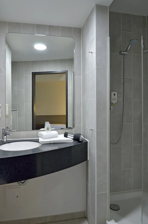 B&B Hotel Frankfurt-West