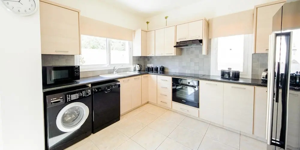 Rent Private Villa 045