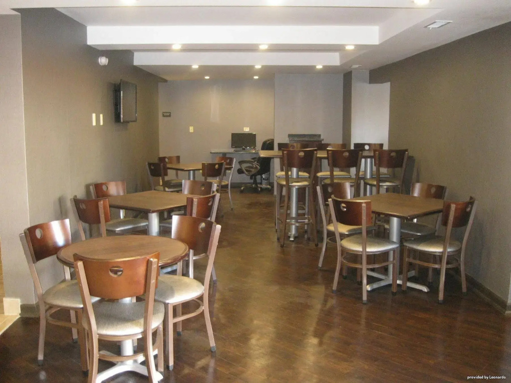 Best Western University Inn at Valparaiso