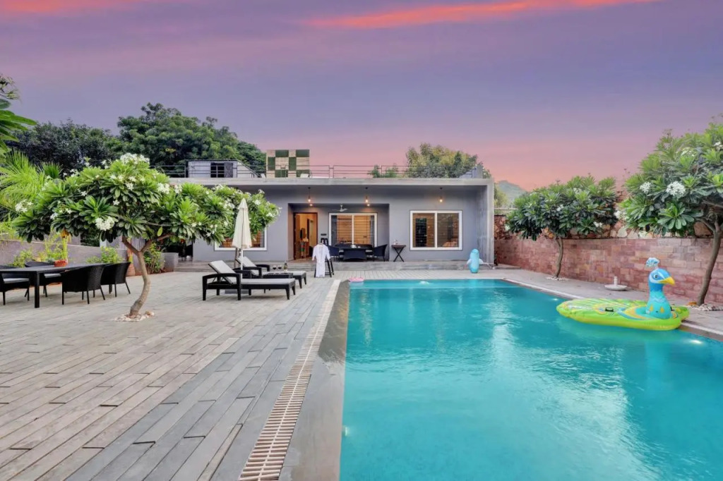 ELIVAAS Radhyam Luxe 2BHK Villa with Pvt Pool
