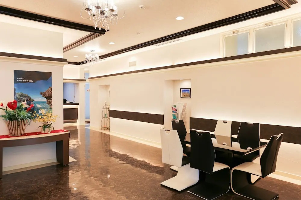 Ginowan Crystal Hotel